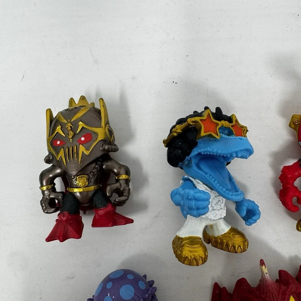 Bundle Lot of 9 Treasure X Figures Dragons Moose Toys Gold Play‎
